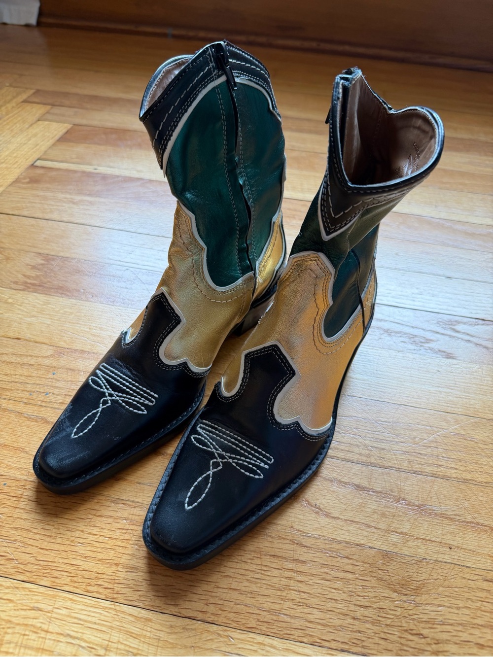 Woman’s Leather Zara Metallic Boots EU 35